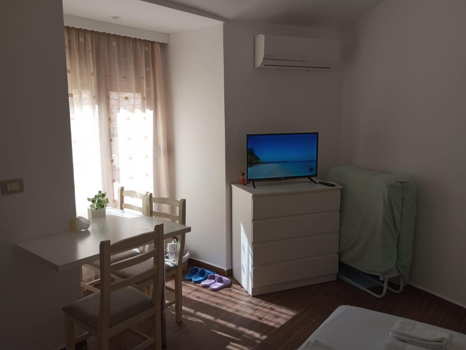 Mario Rooms Саранда Екстер'єр фото